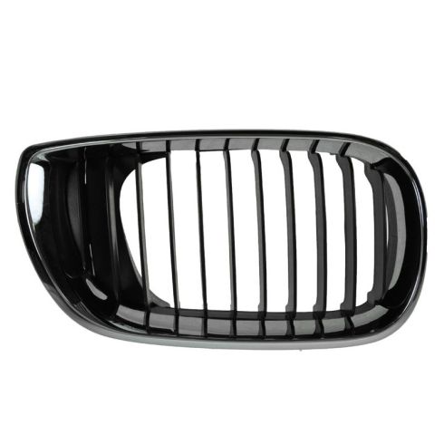 02-05 BMW 320i, 325i, 325Xi, 330i, 330Xi (4DR) Chrome & Black Upper Grille RH