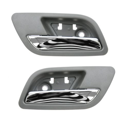 07-12 GM Full Size PU & SUV Rear Door Inside Handle (Titanium & Chrome) PAIR