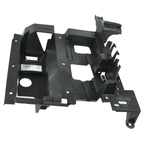 2002-06 Cadillac Escalade, Escalade EXT; 03-06 Cadillac Escalade ESV Headlight Mounting Bracket LH