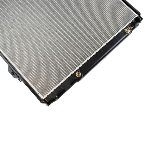 OE Style Aluminum Radiator For 2001-2007 Toyota Sequoia & Tundra 4.7L V8 – 1-Row Core, Includes Transmission Cooler