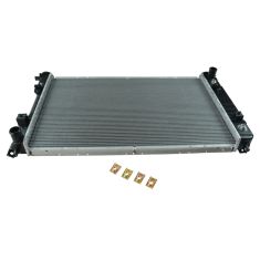 08-15 Equinox; 09 Torrent; 10-15 Terrain 2.4L 3.0L 3.6L Radiator