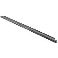 99-07 GM PU Crew Cab 00-06 GM Full Size SUV Rear Door Outer Window Sweep RR
